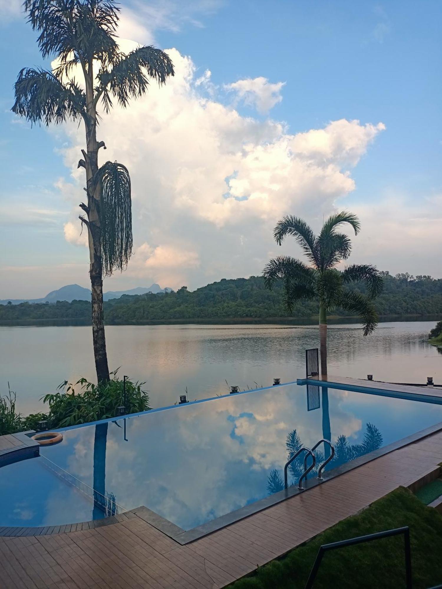 Casa Lake View Resort Wayanad Meppadi Exterior photo