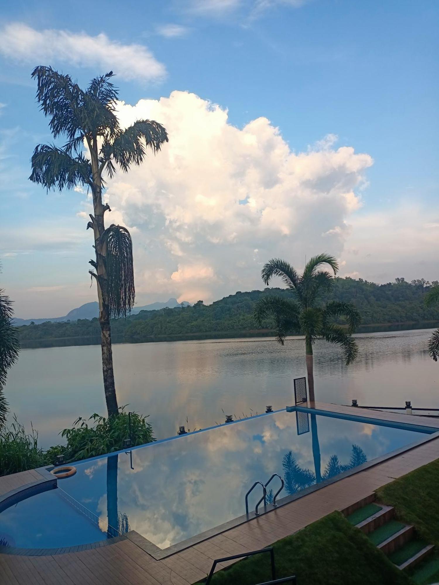 Casa Lake View Resort Wayanad Meppadi Exterior photo
